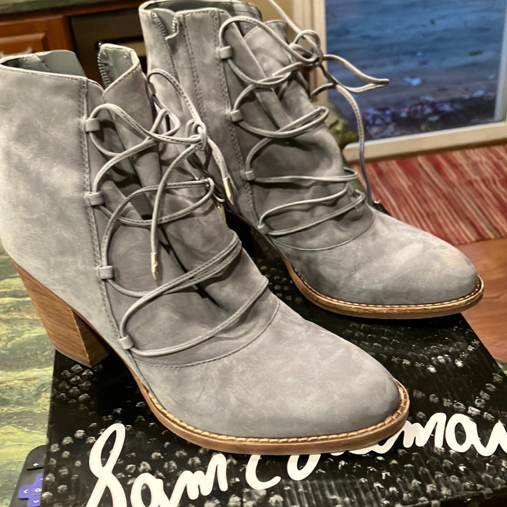 Anthropologie Sam Edelman blue gray suede bootie. EUC